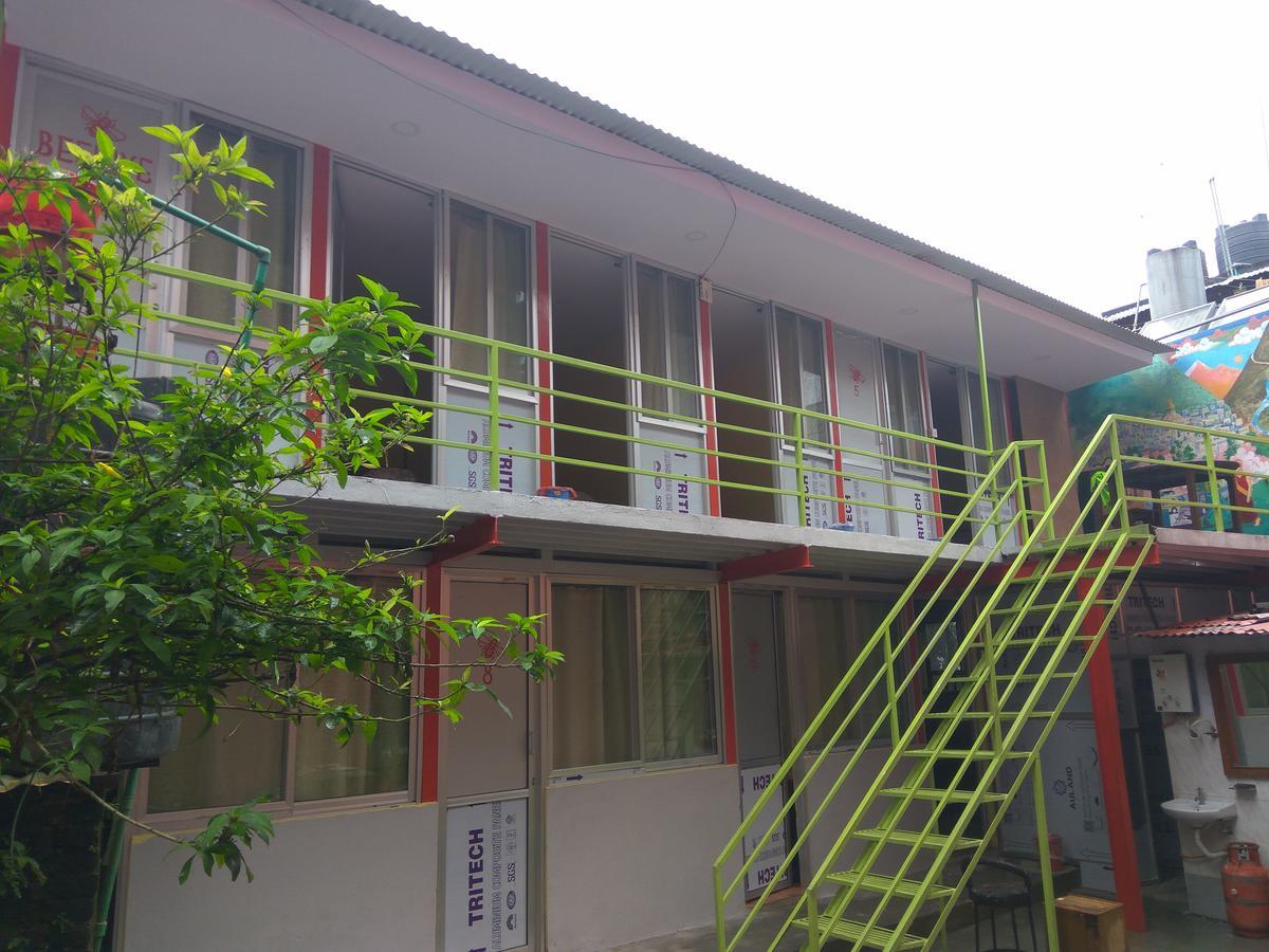 Beehive Hostel Katmandou Extérieur photo
